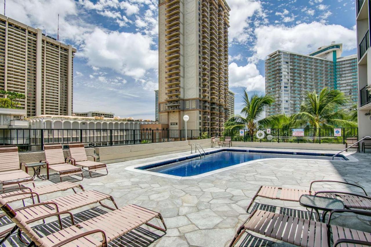 Renovated With City View At Aqua Palms Waikiki Honolulu Exterior foto