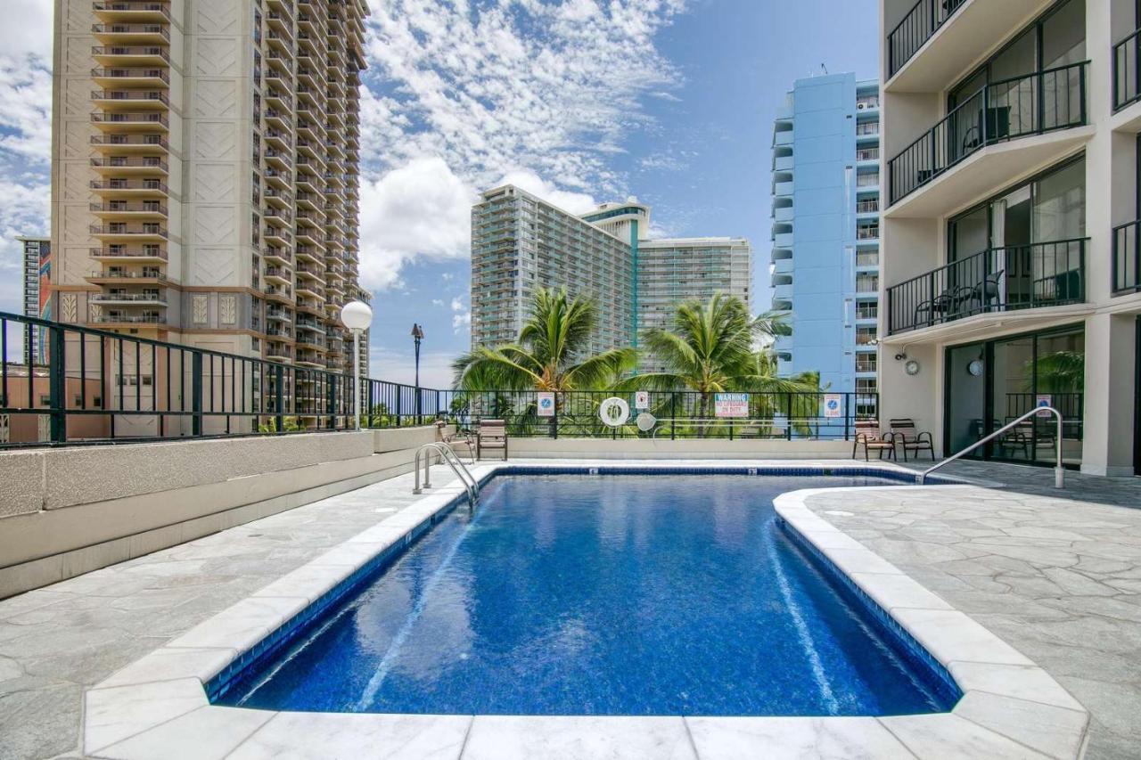 Renovated With City View At Aqua Palms Waikiki Honolulu Exterior foto